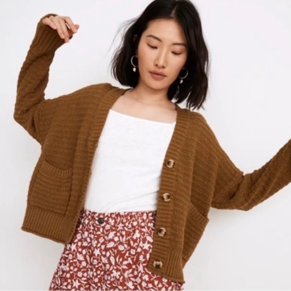 Madewell Seabrook Crop Cardigan
Sweater Spiced Olive